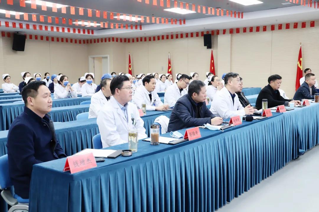 宿遷市鐘吾醫(yī)院舉行2021年度護(hù)士長競聘演講會(huì)(圖3) 宿遷市鐘吾醫(yī)院舉行2021年度護(hù)士長競聘演講會(huì)(圖3)