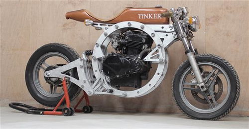 无需焊接便能自己组装完成的摩托车 或可3D打印